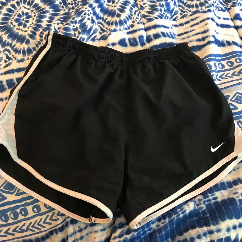 Women’s black Nike work out shorts